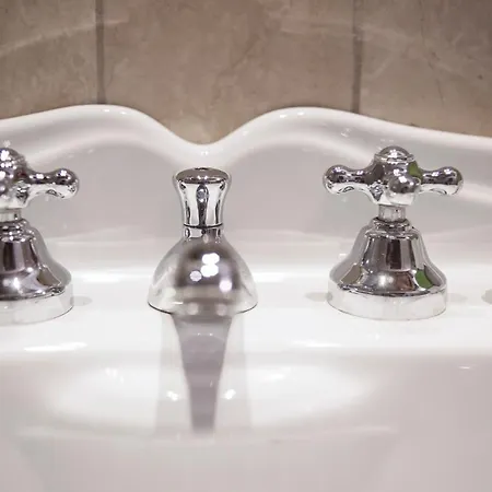 Bed & Breakfast Antica Dimora De' Benci 4*