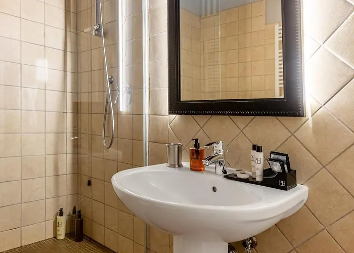 Bed & Breakfast Antica Dimora De' Benci 4*