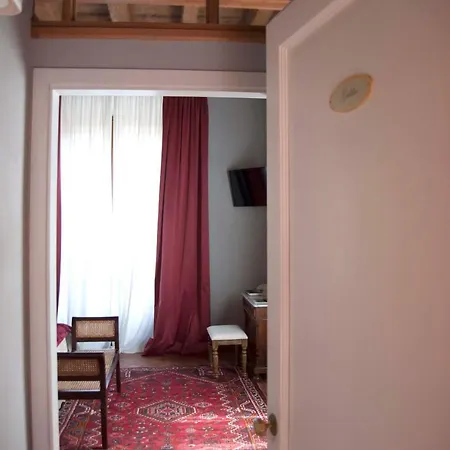 Antica Dimora De' Benci Bed & Breakfast Florence